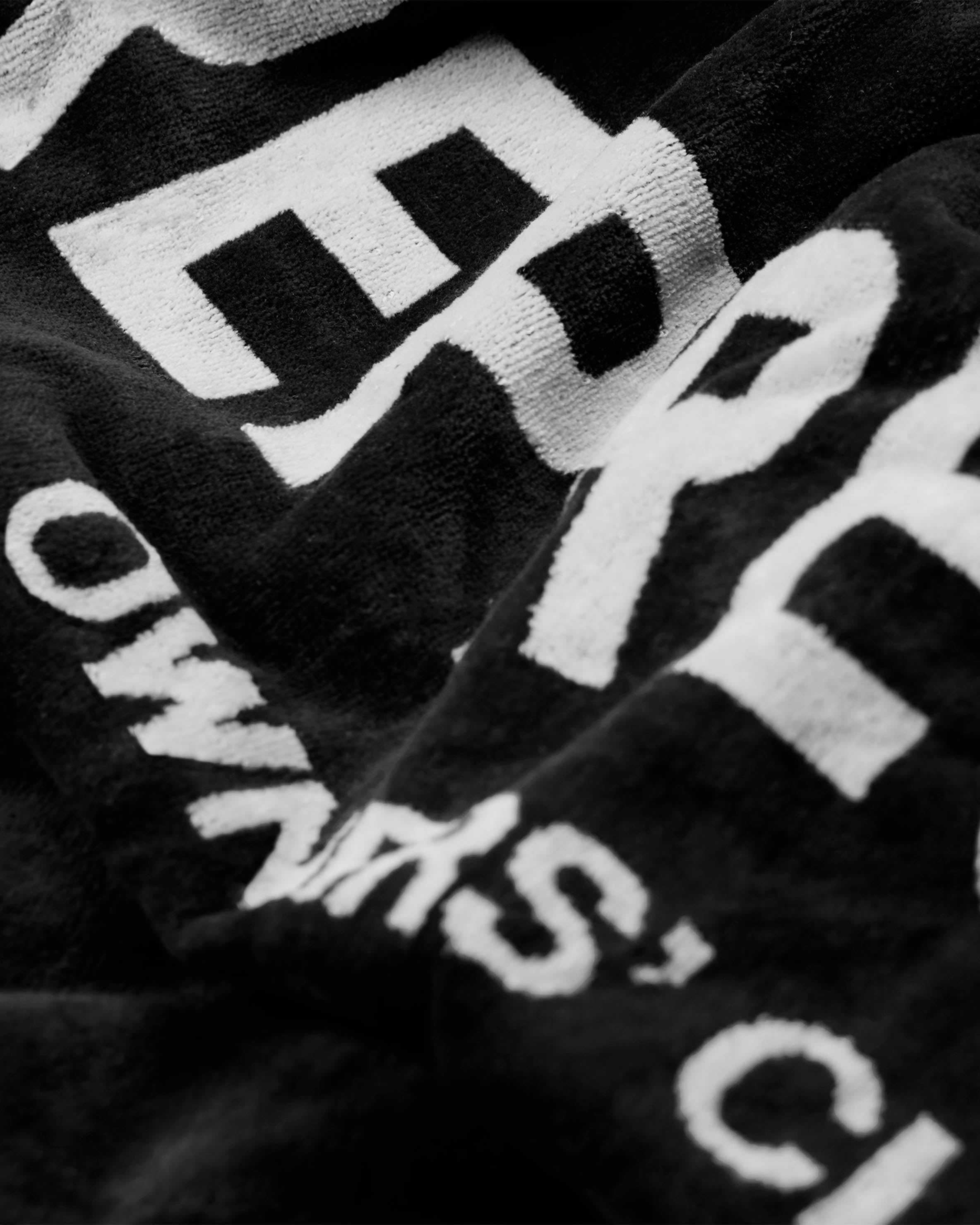 Represent Owners Club Towel - Black